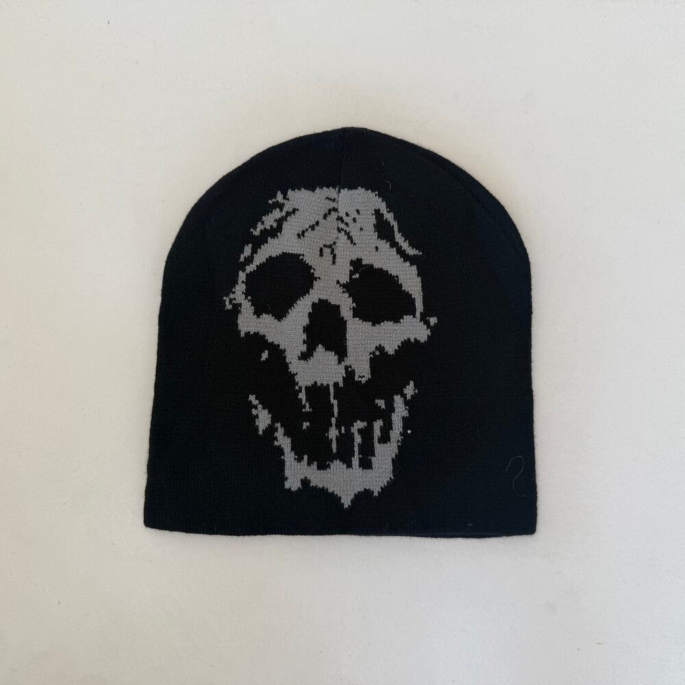 y2k grunge gothic punk black and gray skull beanie